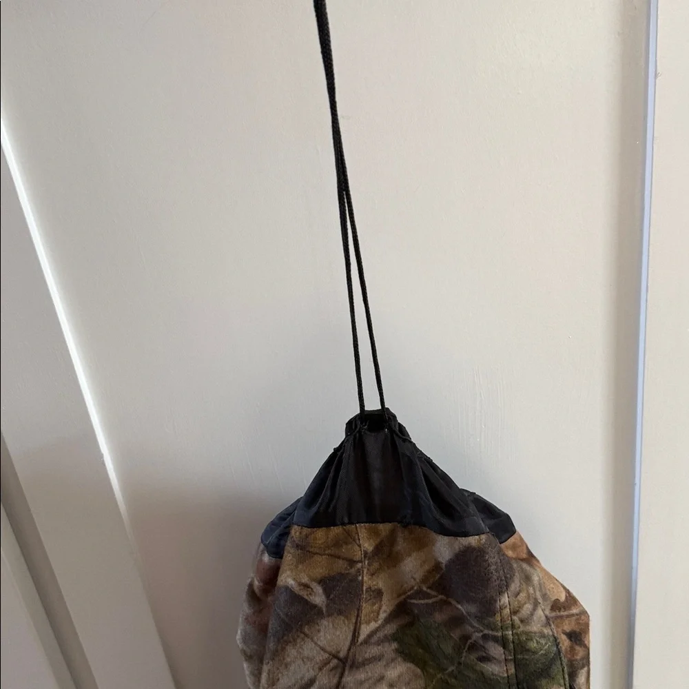 Mad Dog Gear Camouflage Hunting Backpack Advantage Timber Camo 24” Tactical Clip